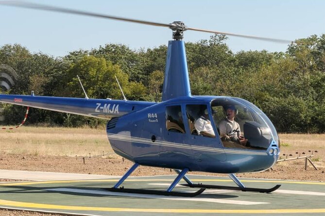 13-15 minutes Private Short Helicopter Flight - Service and the personal touch