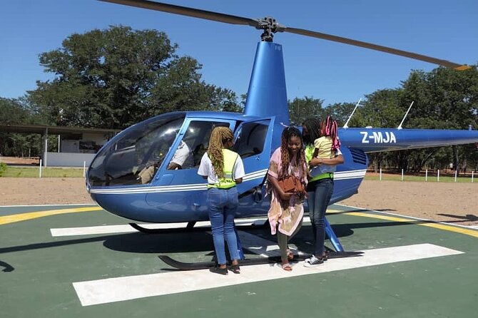 13-15 minutes Private Short Helicopter Flight - The 15-minute flight route