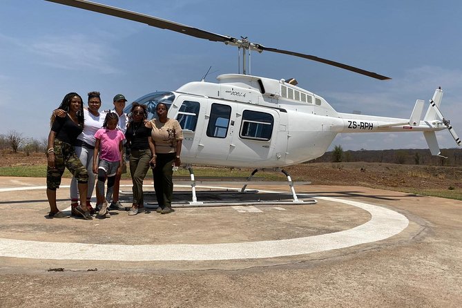 15 minutes scenic helicopter flight above Victoria Falls-Zimbabwe - Seeing Victoria Falls as one great sweep