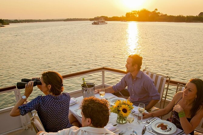 3-Day Victoria Falls Safari with Dinner Cruise - What the included meals really add