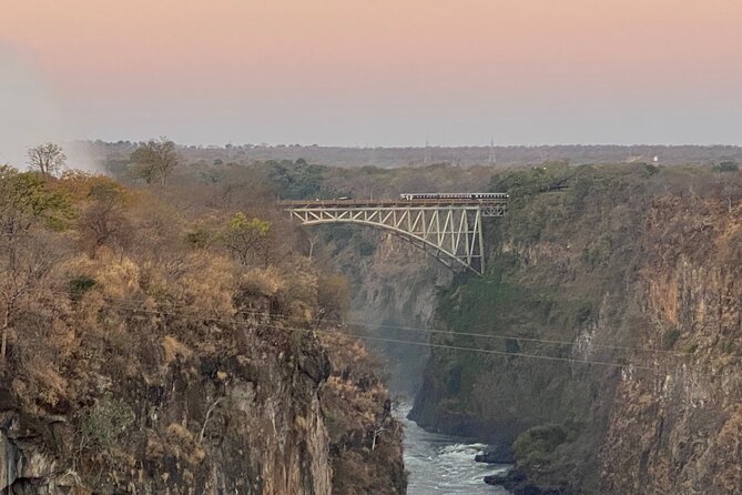 3 days 2 nights Tour of Victoria Falls with hotel package - Day two at the Falls: 16 viewpoints in up to two hours