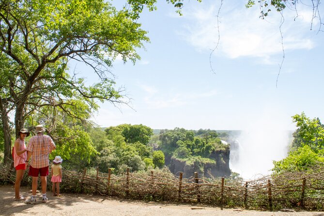 3 Days in Victoria Falls & Chobe National Park Combo - A relaxed Zambezi sunset cruise