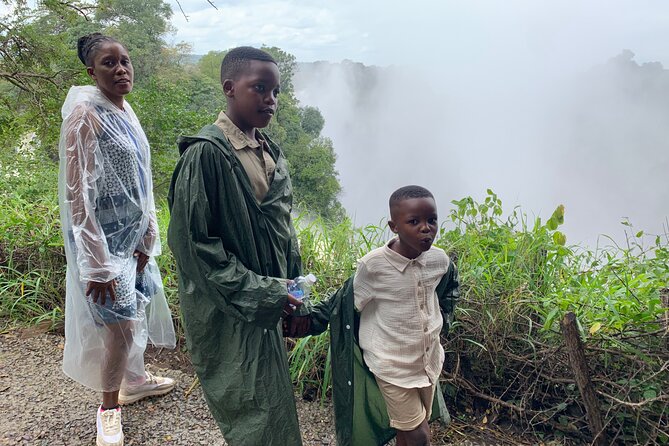 Bulawayo to Victoria Falls Transfers - The Hwange stop and possible wildlife views