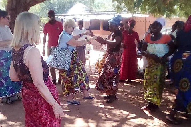 Cultural Village Tour,Interacting With the Communal Villagers (Educational Trip) - Meeting local residents, including Molitha