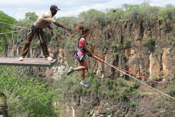 Gorge Swing (Zimbabwe) - What the Victoria Falls Bridge Stop Includes