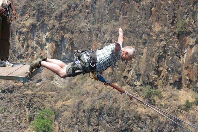 Gorge Swing (Zimbabwe) - Why the Small Group of Eight Helps