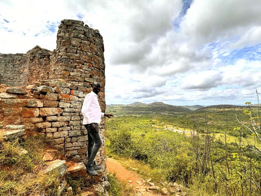 Great Zimbabwe: The World's View Historical Site !! - The Hill Complex, where the royal story begins