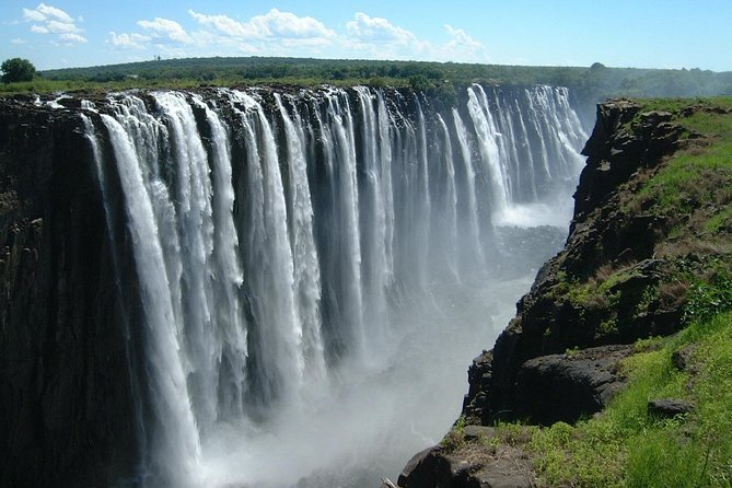 Guided Tour of the Majestic Victoria Falls - Who Will Enjoy This Victoria Falls Tour?