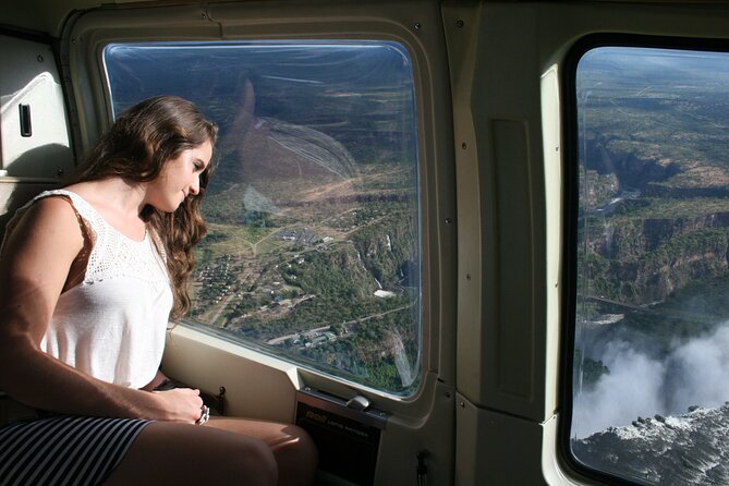 Helicopter Flight+window Seat Guarantee over the Victoria Falls - The 15-minute flight over the upper Zambezi