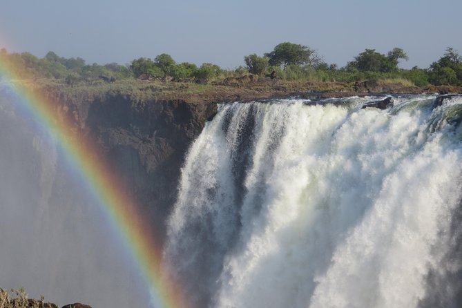 Livingstone Victoria Falls Tour Zambia And Zimbabwe Combo - The Livingstone Museum adds local context