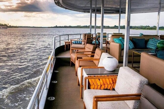 Luxury Sunset River Cruise on the Zambezi - The welcome and onboard atmosphere