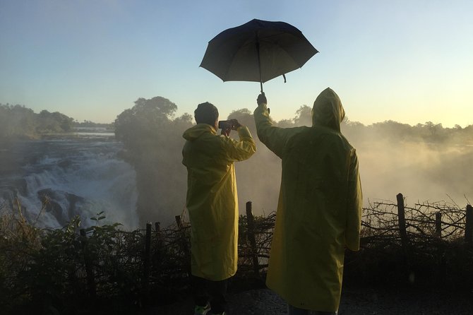 Private Guided Tour of the Falls with Pickup - Weather, spray, and what to bring
