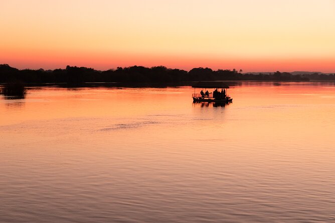 Private Sunset Cruise on the Zambezi River - Why the private format costs more
