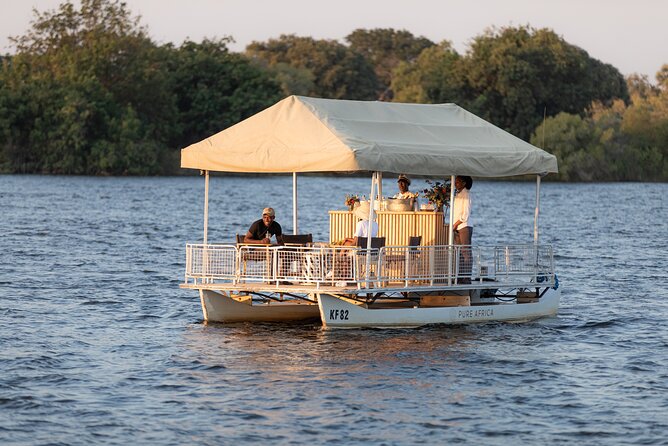 Private Sunset Cruise on the Zambezi River - Who will enjoy the Kalunda most