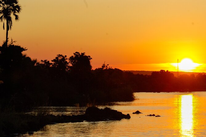 Shearwater River Song Luxury River Cruise - Sunset views and the best reason to bring a camera