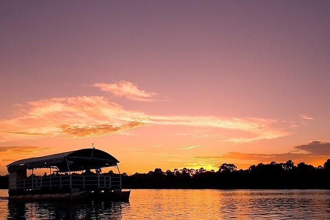 Standard Sunset Cruise - Setting out from Zambezi National Park