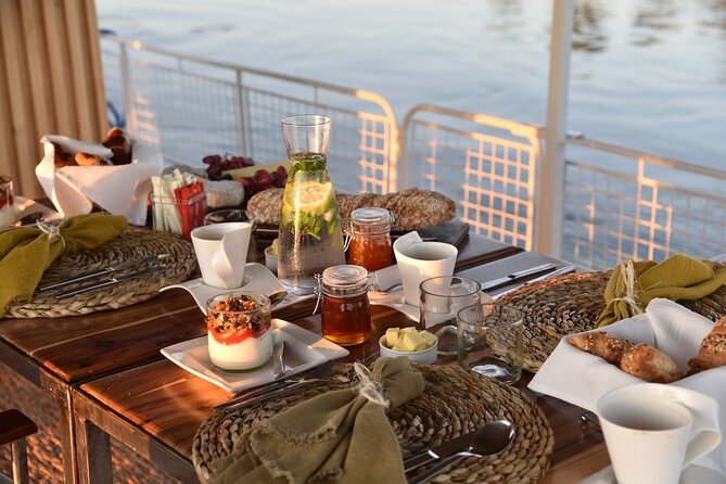 Sunrise Cruise on the Zambezi River - Cancellation and weather considerations