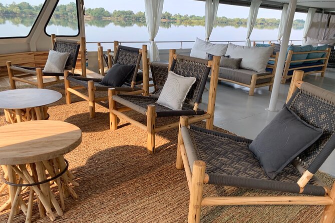Sunset Cruise Zambezi Explorer & The Eatery Dinner (Combo) - Dinner at The Eatery after sunset