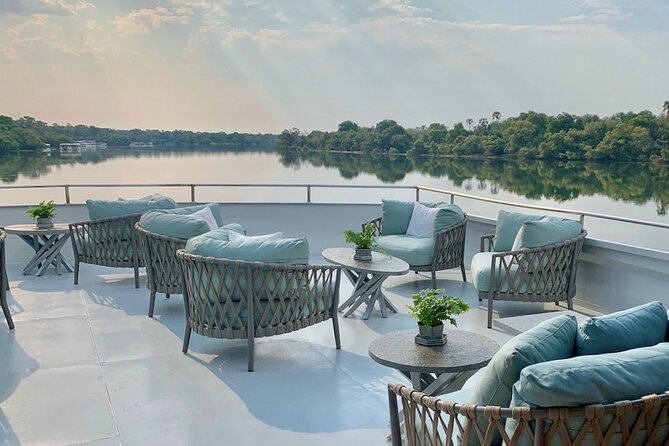 Sunset Cruise Zambezi Explorer & The Eatery Dinner (Combo) - Timing, weather and the small things that matter