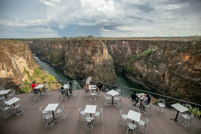 The Lookout Café Lunch In Victoria Falls - The $89 price: when it makes sense