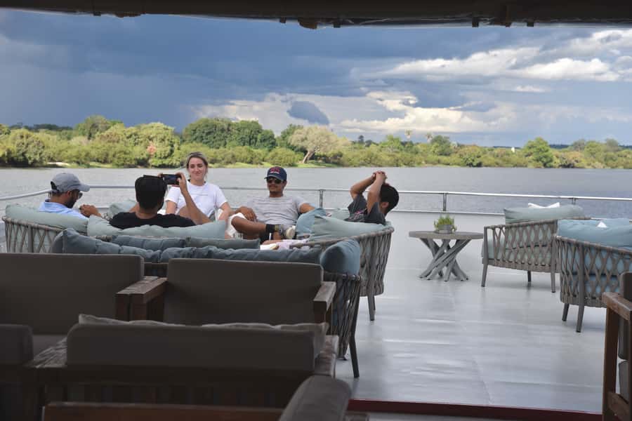 Victoria Falls: 2-Hour Luxury Zambezi River Sunset Cruise - Key points at a glance