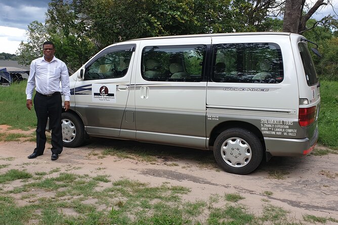 Victoria Falls Airport Transfer - A simple first ride into Victoria Falls