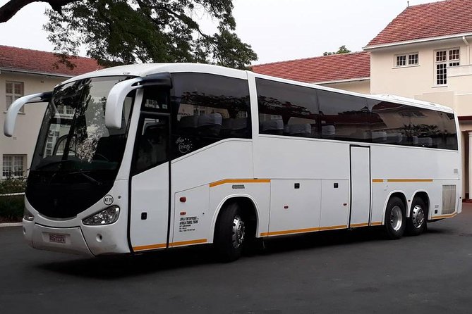 Victoria Falls Airport Transfers to Hotels & Lodges - A 15-minute arrival transfer at Victoria Falls