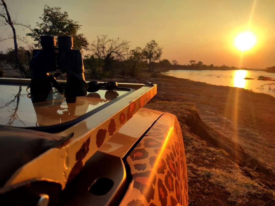 Victoria Falls: Baobab Safari - Sunrise and Mid Morning - Leaving Victoria Falls in a Safari Jeep