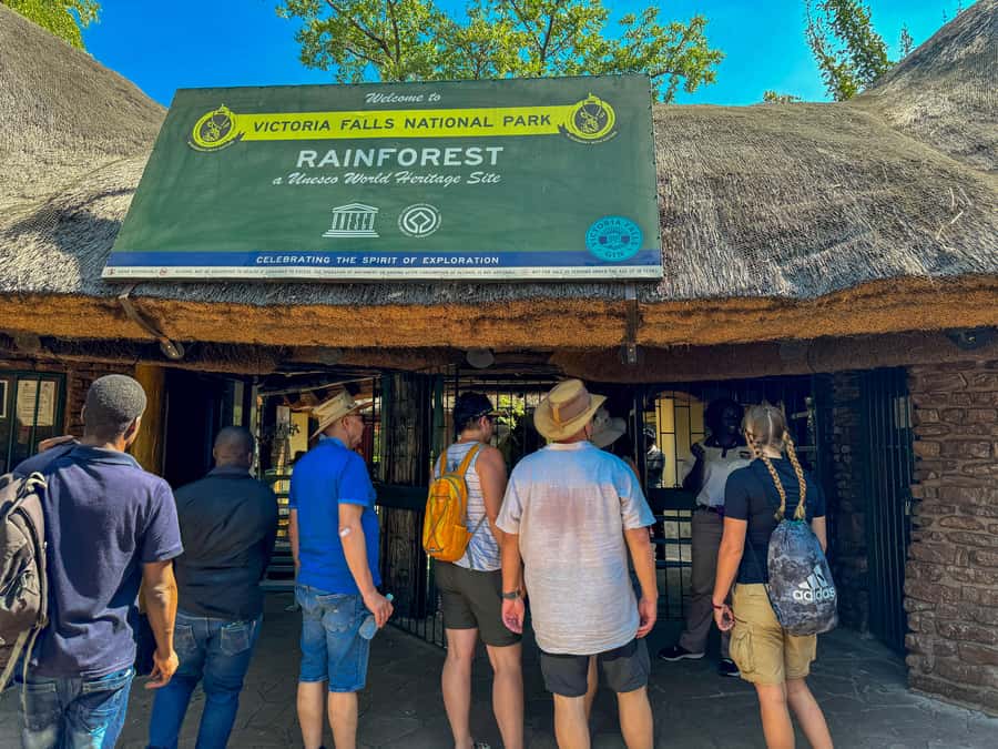Victoria Falls: Guided Tour of the Victoria Falls - Why a guided walk makes Victoria Falls more meaningful