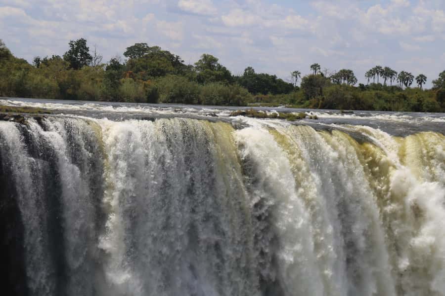 Victoria Falls Guided Tour with High Tea - Three Hours Beside the Falls