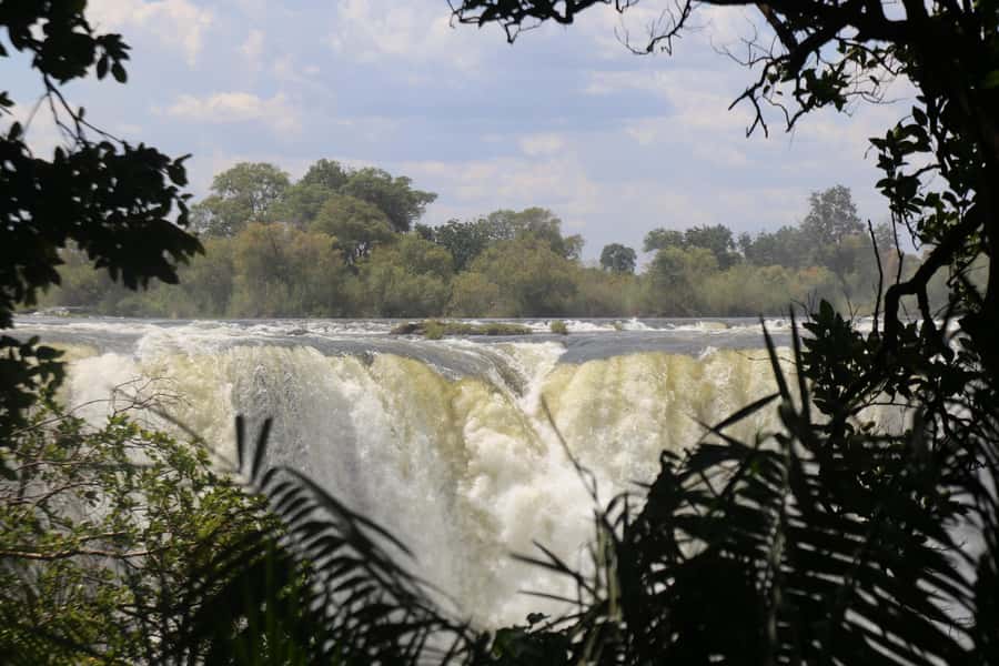 Victoria Falls Guided Tour with High Tea - Practical Details That Shape the Day