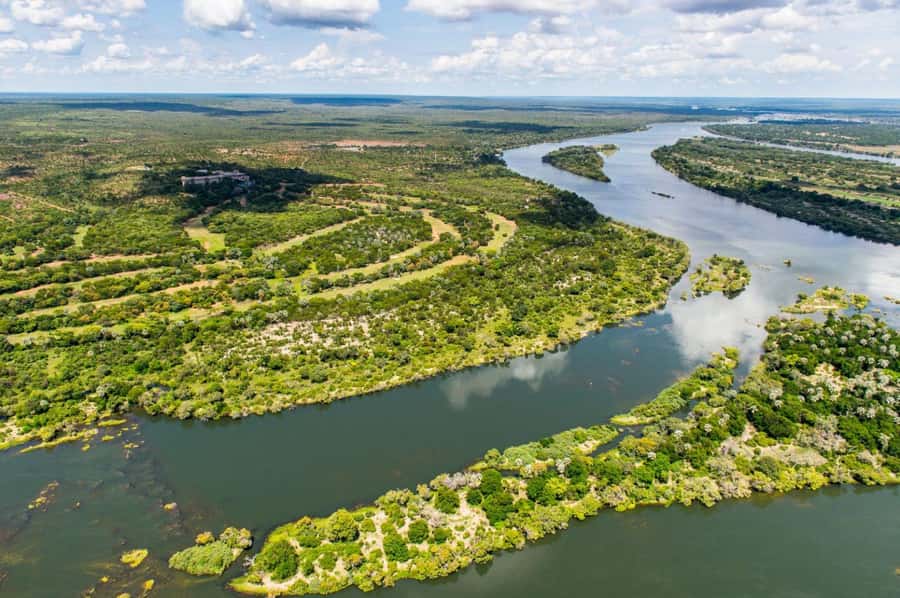 Victoria Falls Guided Tour Zimbabwe & Zambia From Both Sides - Starting in Victoria Falls, Zimbabwe