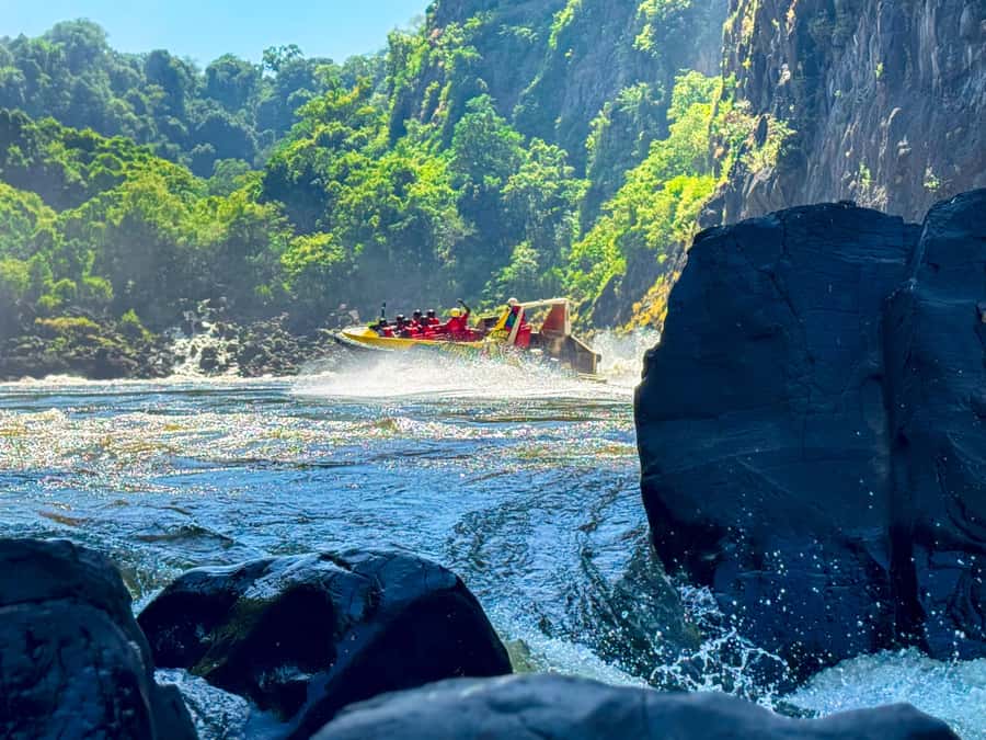Victoria Falls: Jetboat Adventure Experience - What to pack and what to leave behind