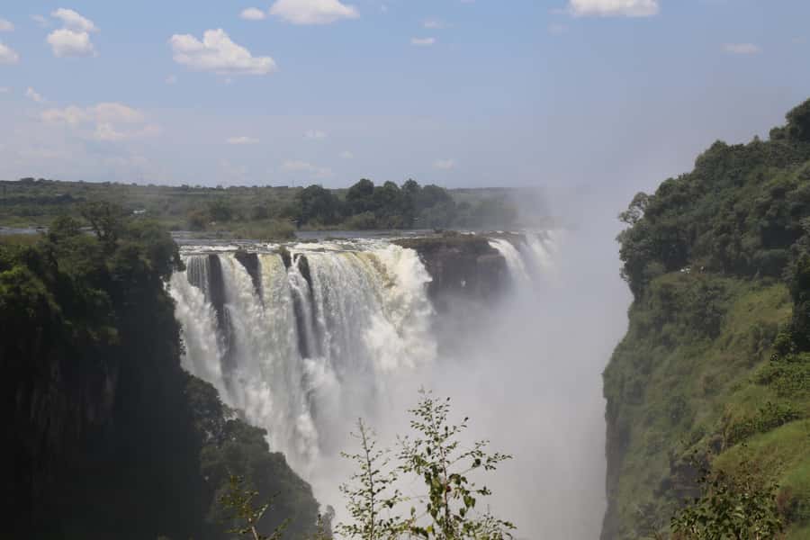 Victoria Falls Private Tour with Lunch & Helicopter Flight - Seeing the Falls from a 13 to 15 minute helicopter flight
