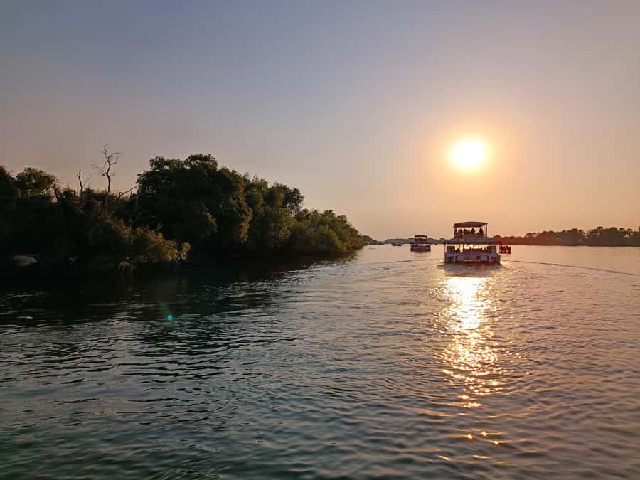 Victoria Falls: Private Zambezi River Birdwatching Safari - Why the Zambezi is such a good birding river