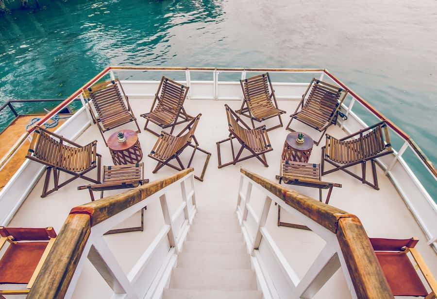 Victoria Falls Scenic Guided Tour with Sunset Boat Cruise - Booking details that matter