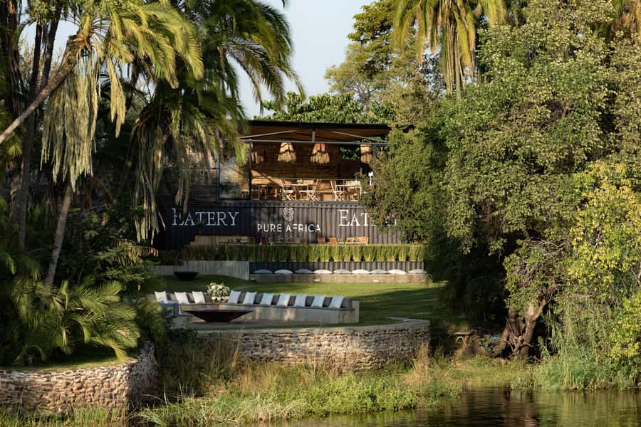 Victoria Falls: The Eatery Lunch Experience - Booking Flexibility and Access
