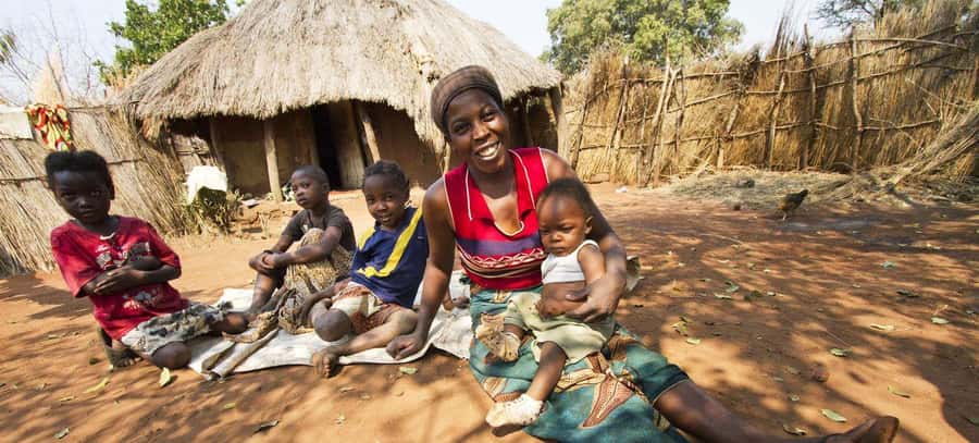 Victoria Falls: Village Tour with Traditional Food Tasting - Key points to know before you book