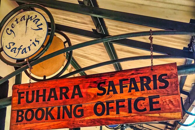 Walking Safari of Victoria Falls Town - What the guides add to a short walk