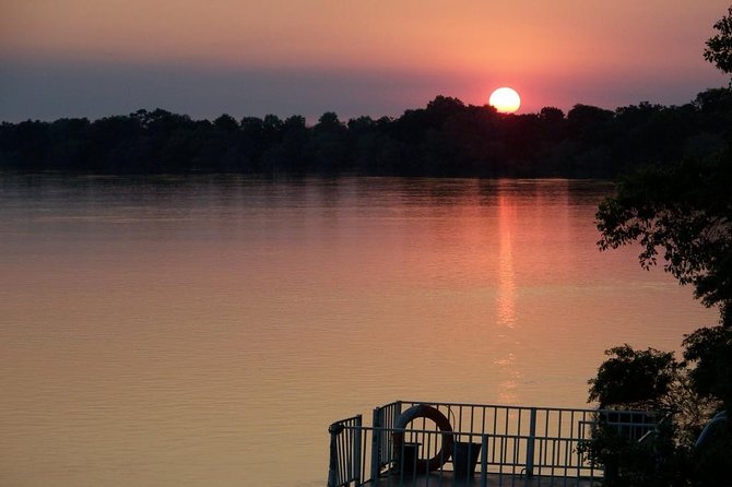 Zambezi River Standard Sunset Cruise - Weather, cancellation, and planning your evening