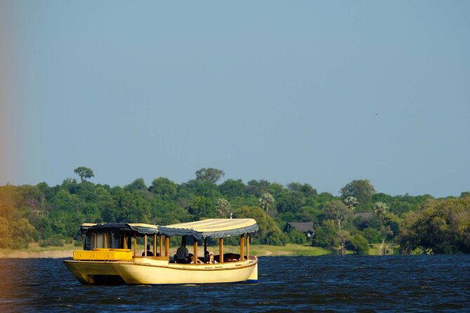 Zambezi River Sunset Cruise, from Victoria Falls, Zimbabwe - Standard deck or upper deck?