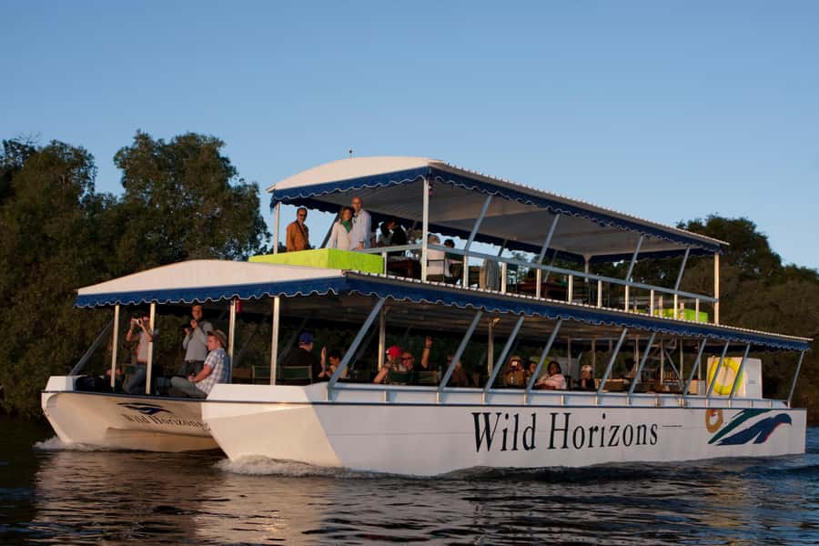 Zimbabwe: Sundowner Cruise (Standard) Zambezi River - Key points to know before booking